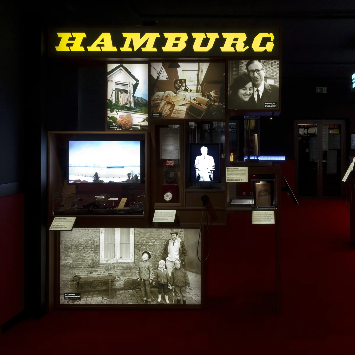 Lass Leuchten, Peter Rühmkorf, Altonaer Museum Hamburg, Ausstellungsansicht, Foto molitor GmbH, Jochen Voos